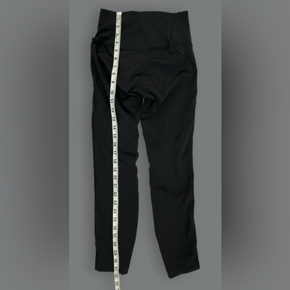 Lululemon High Times Pant (Metta) *Full-On Luxtreme Size 4 *read flaw* - Picture 5 of 10
